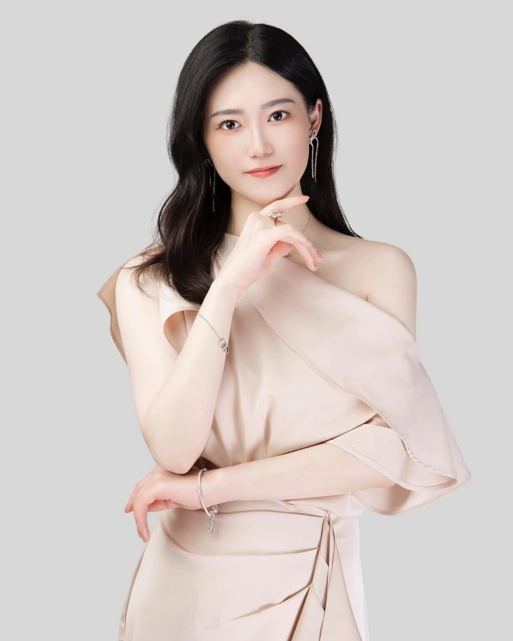 徐丽